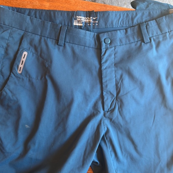 Nike Other - Nike Golf driFit Tour Performance straight leg blue men’s chino pants sz 38 X 30